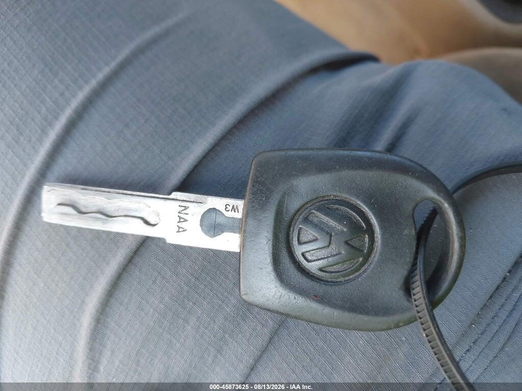 3VWSF29M5YM111108 2000 VOLKSWAGEN JETTA photo no. 11