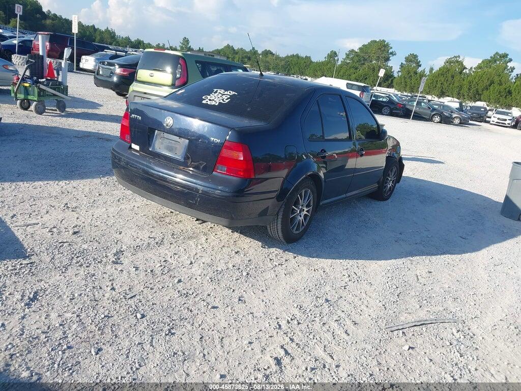 3VWSF29M5YM111108 2000 VOLKSWAGEN JETTA photo no. 4