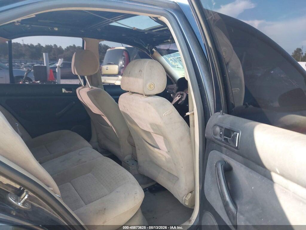3VWSF29M5YM111108 2000 VOLKSWAGEN JETTA photo no. 8