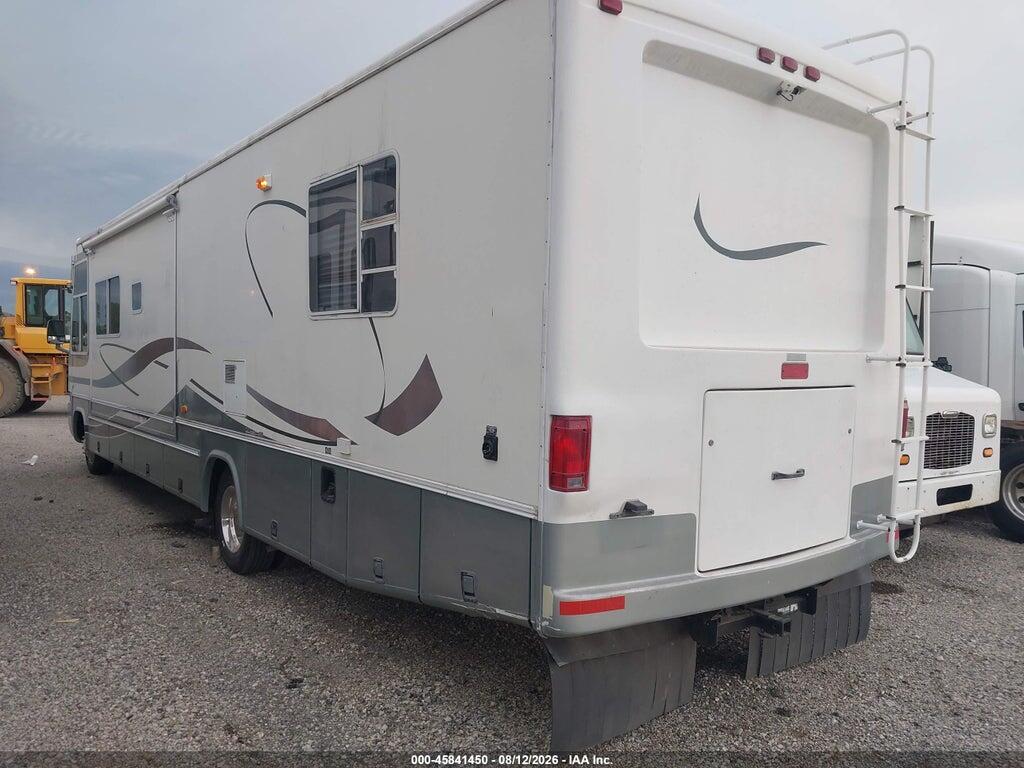 3FCNF53S5YJA04456 2000 FORD F550 photo no. 3