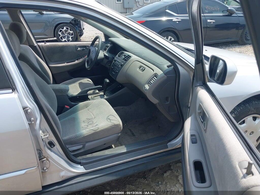 1HGCG56461A139921 2001 HONDA ACCORD photo no. 5