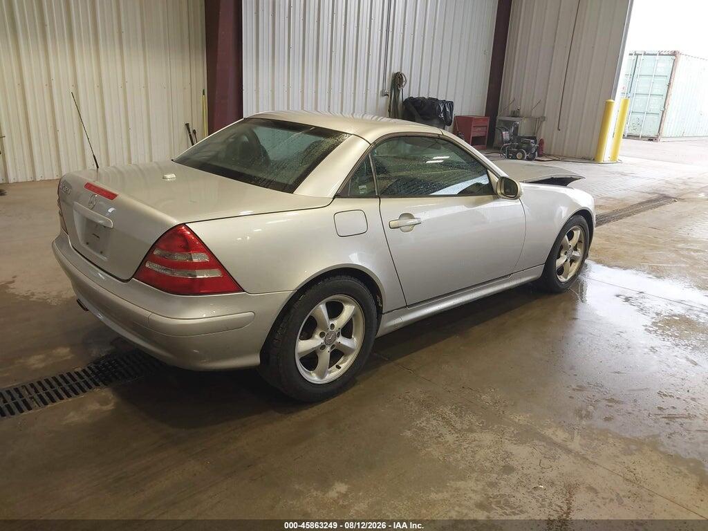 WDBKK65F31F220801 2001 MERCEDES-BENZ SLK 320 photo no. 3
