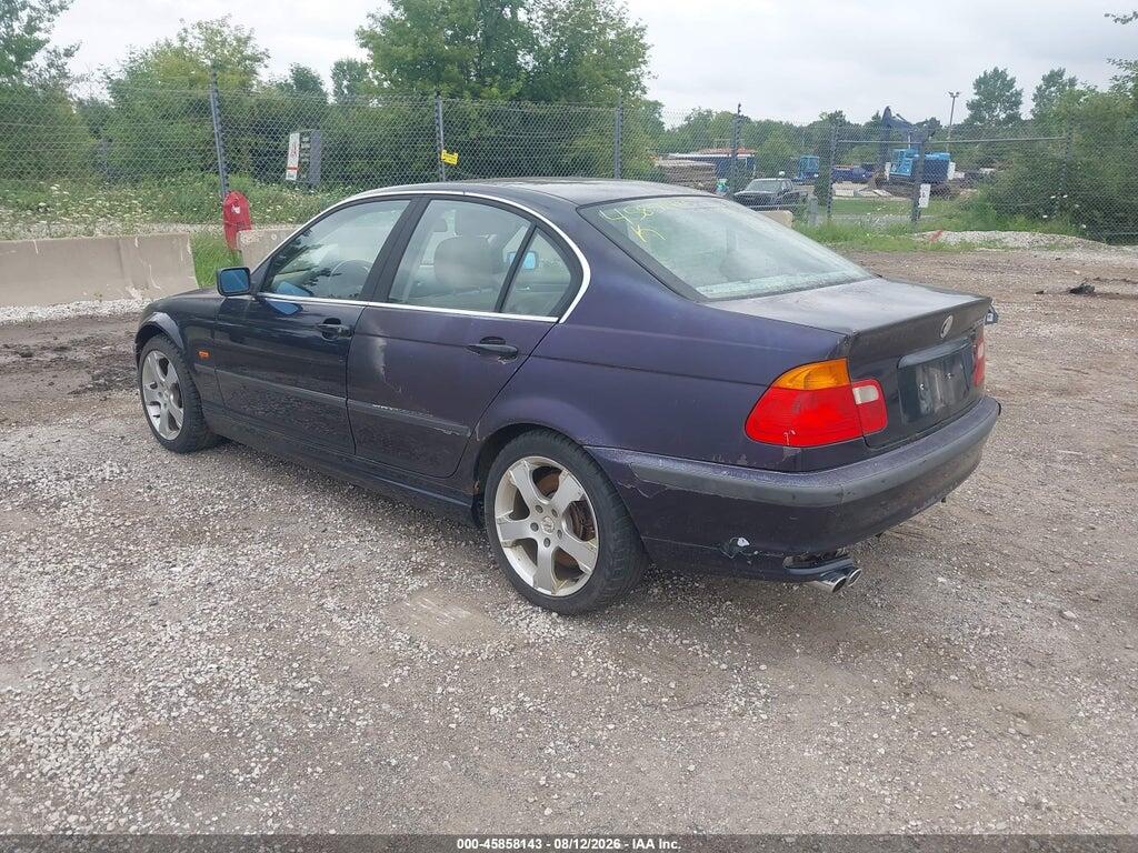 WBAAV53401JR79531 2001 BMW 330 photo no. 3