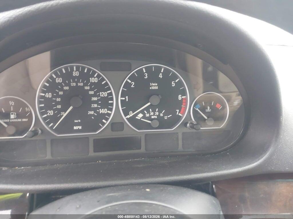 WBAAV53401JR79531 2001 BMW 330 photo no. 7