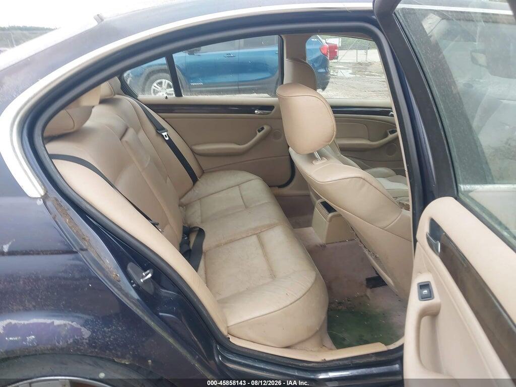 WBAAV53401JR79531 2001 BMW 330 photo no. 8
