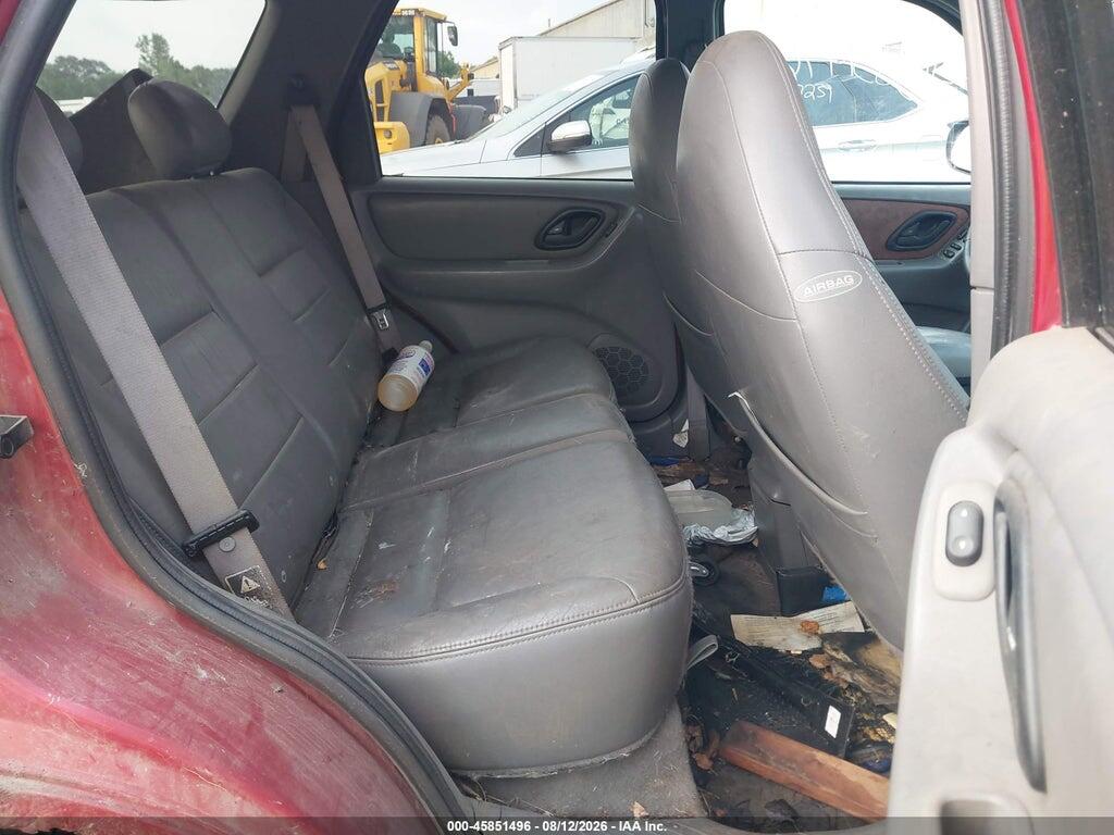 1FMCU04181KC20394 2001 FORD ESCAPE photo no. 8