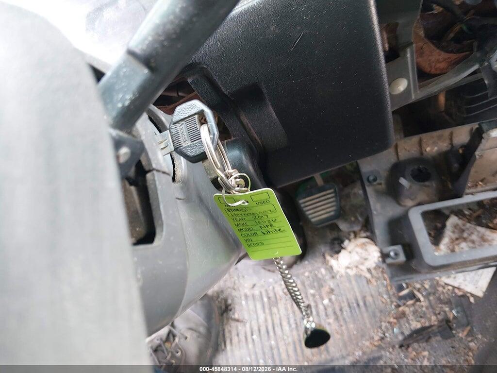 JALC4B14X17015451 2001 ISUZU NPR photo no. 10