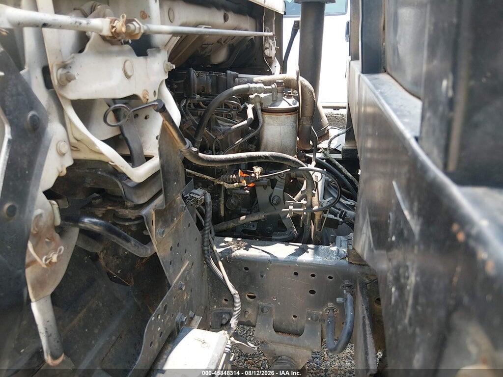JALC4B14X17015451 2001 ISUZU NPR photo no. 9