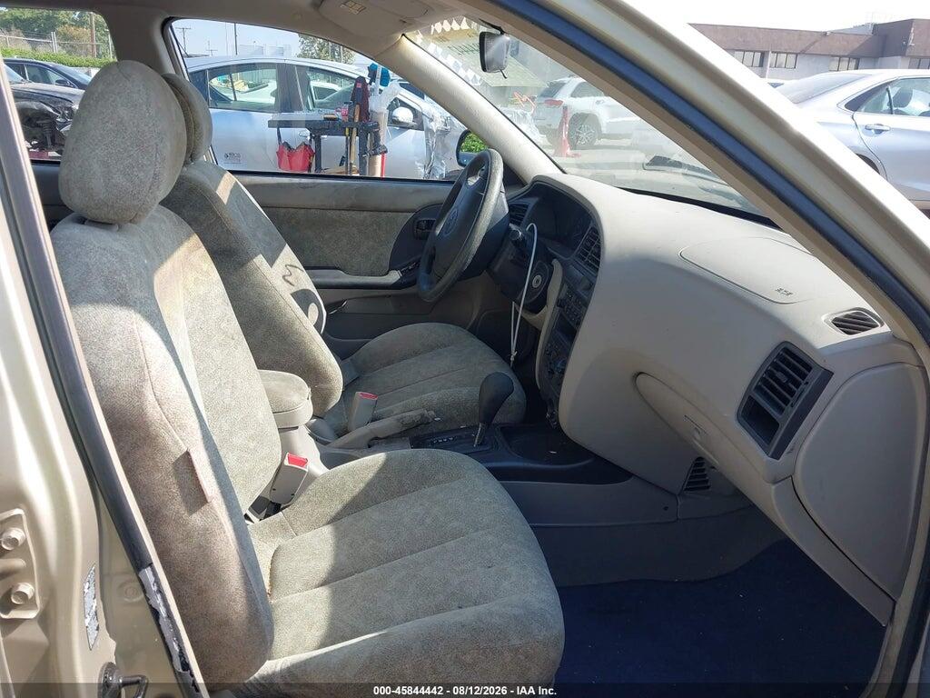 KMHDN45D11U043953 2001 HYUNDAI ELANTRA photo no. 5