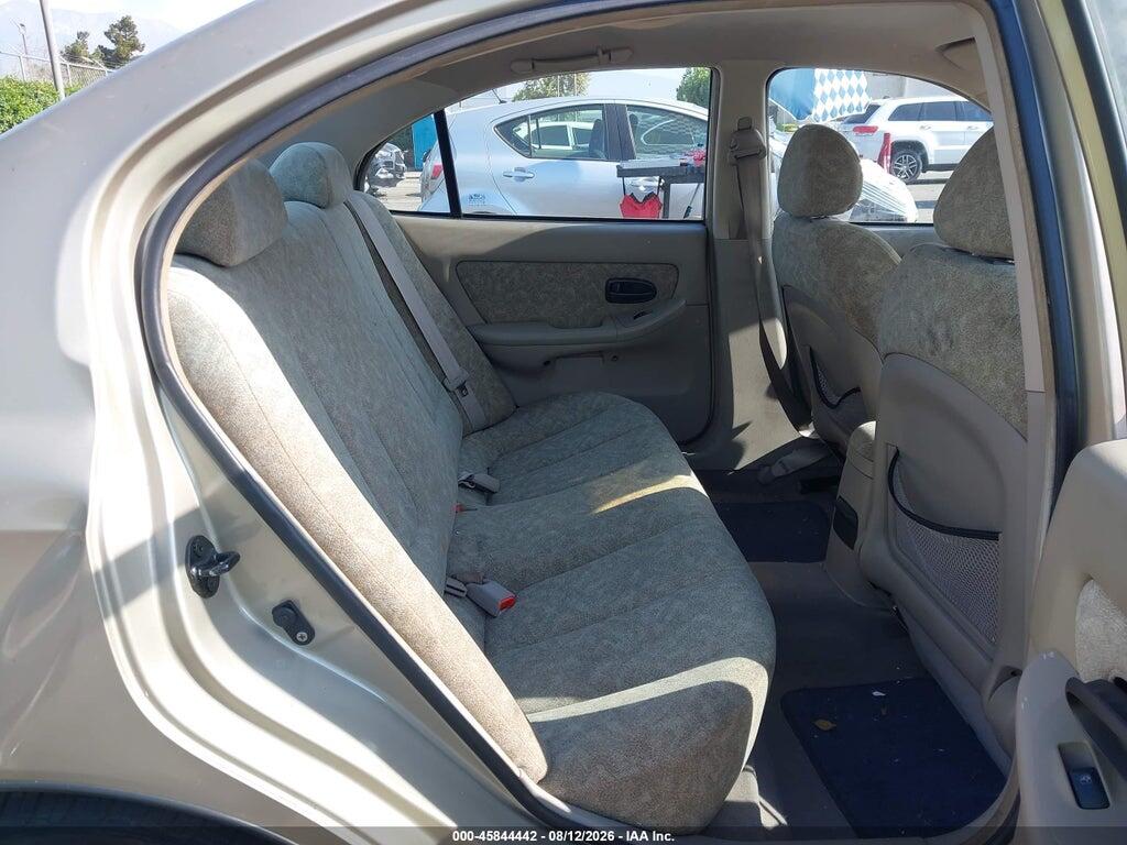 KMHDN45D11U043953 2001 HYUNDAI ELANTRA photo no. 8