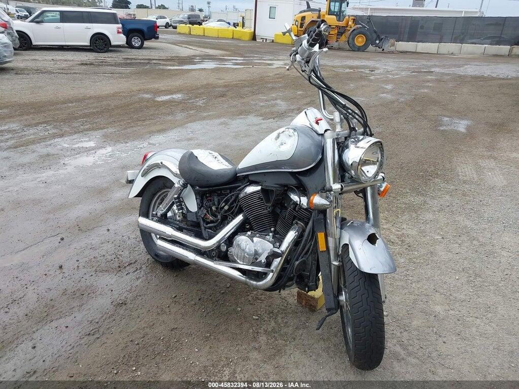 JH2RC44701K500332 2001 HONDA VT750 photo no. 1