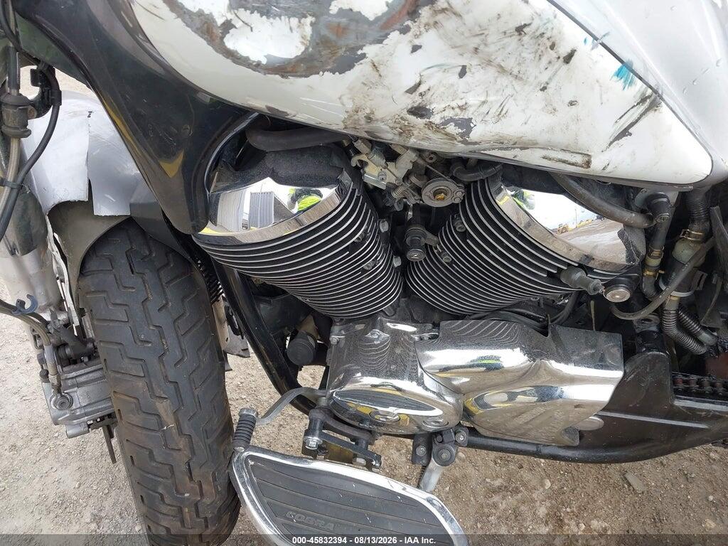 JH2RC44701K500332 2001 HONDA VT750 photo no. 9