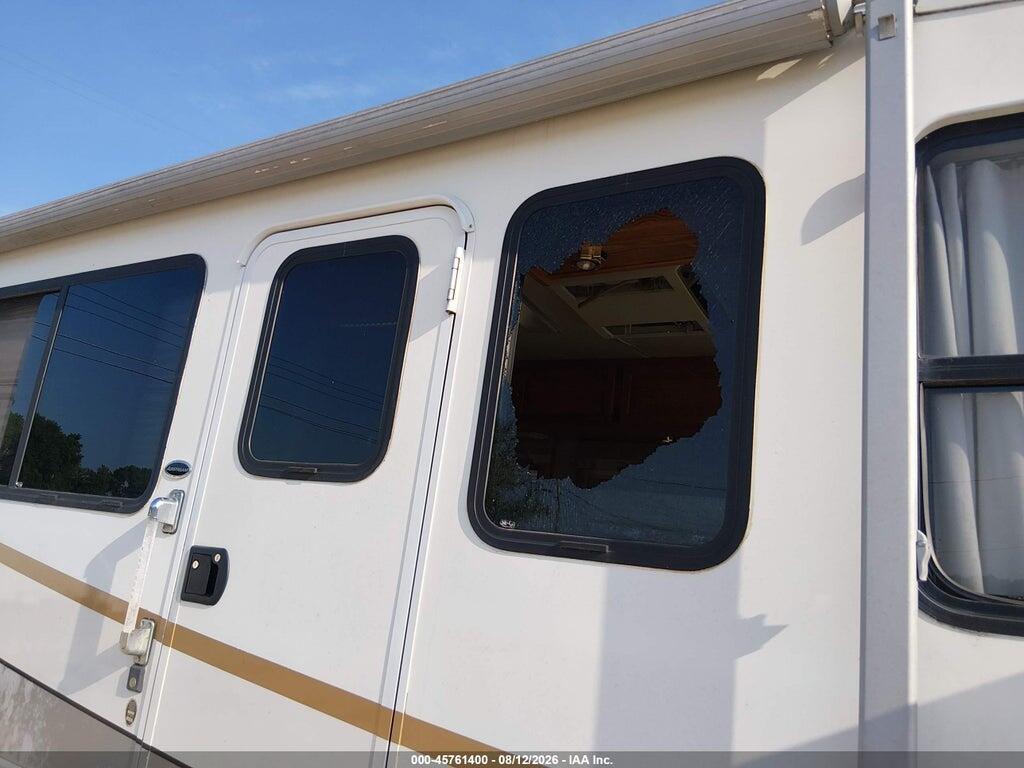 5B4LP57G913330976 2001 WORKHORSE CUSTOM CHASSIS MOTORHOME CHASSIS photo no. 6