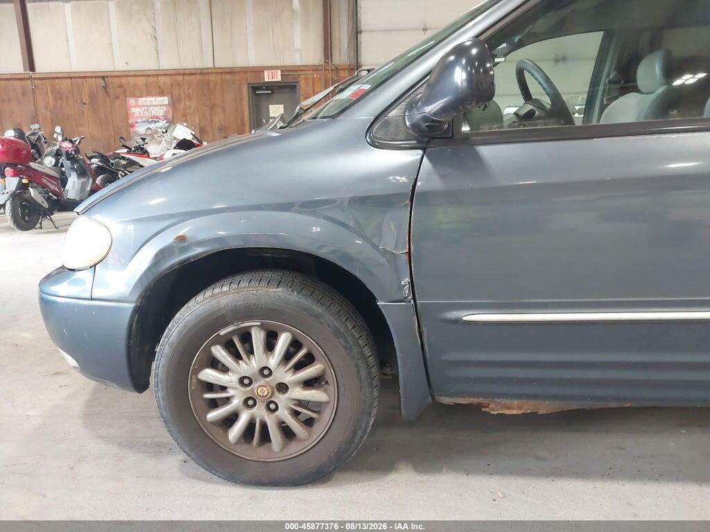 2C8GP64L32R575945 2002 CHRYSLER TOWN & COUNTRY photo no. 6