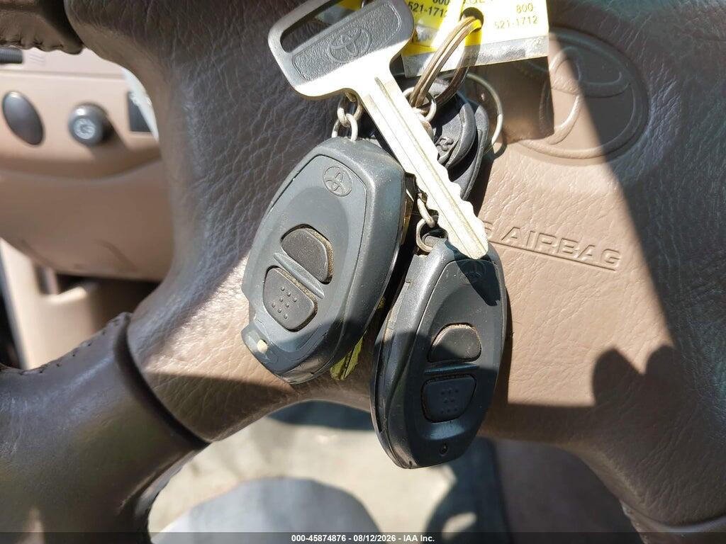 5TBBT48132S284334 2002 TOYOTA TUNDRA photo no. 11
