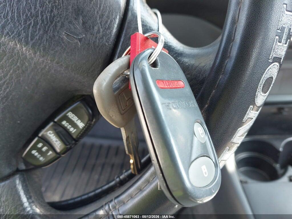 1HGES26742L013935 2002 HONDA CIVIC photo no. 11