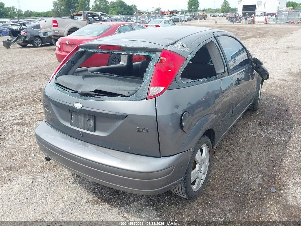 3FAFP31333R178740 2003 FORD FOCUS photo no. 4