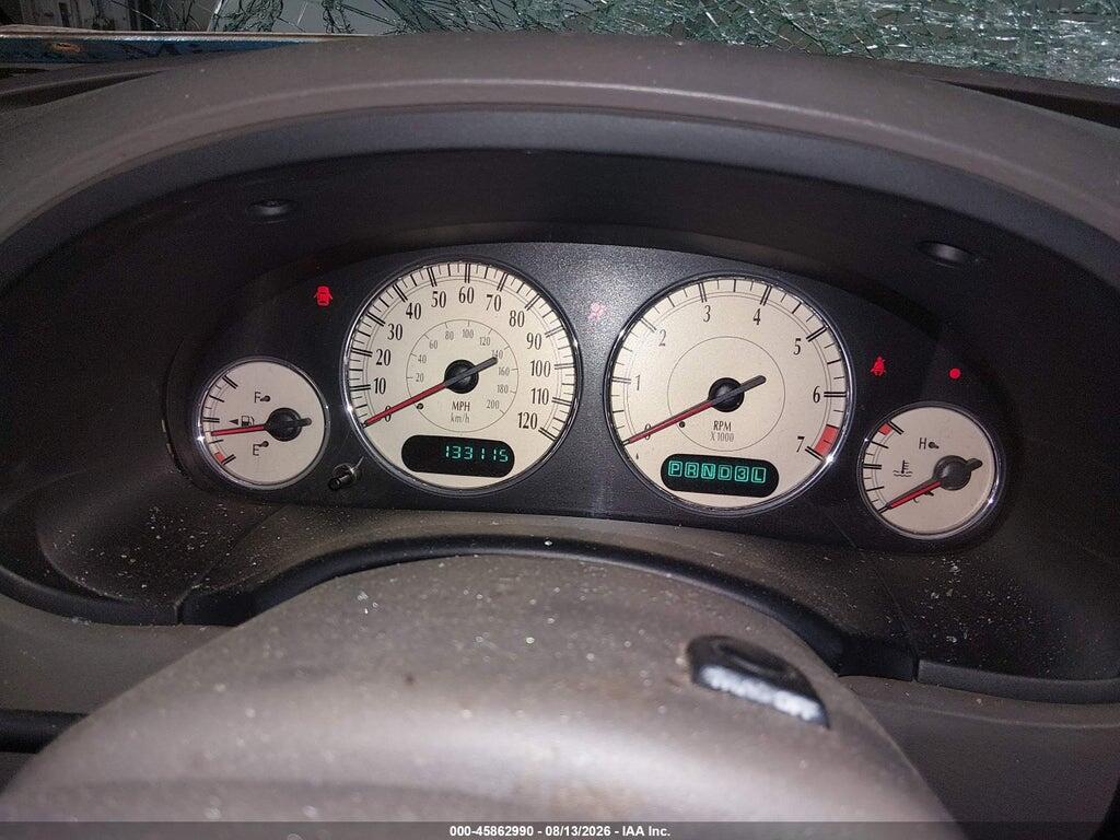 2C8GP64L43R362603 2003 CHRYSLER TOWN & COUNTRY photo no. 7