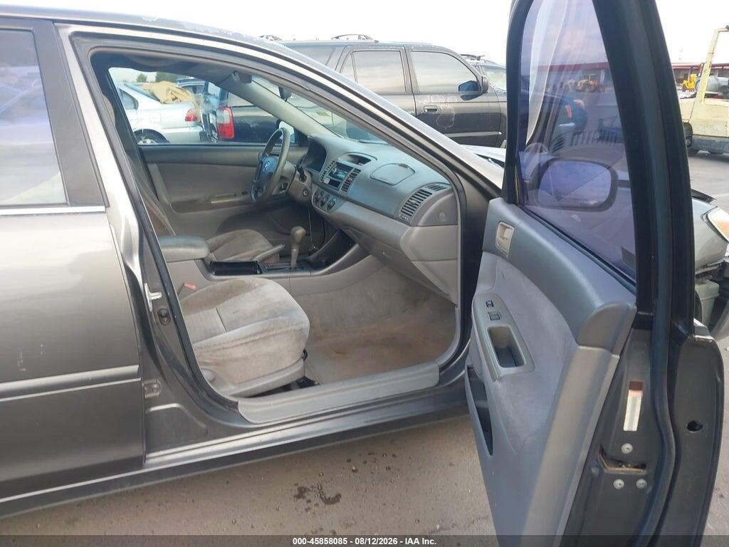4T1BE32K63U692591 2003 TOYOTA CAMRY photo no. 5