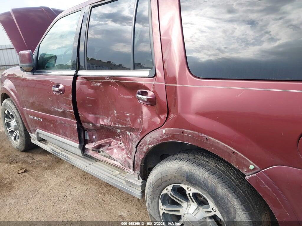 5LMFU27RX3LJ23931 2003 LINCOLN NAVIGATOR photo no. 12