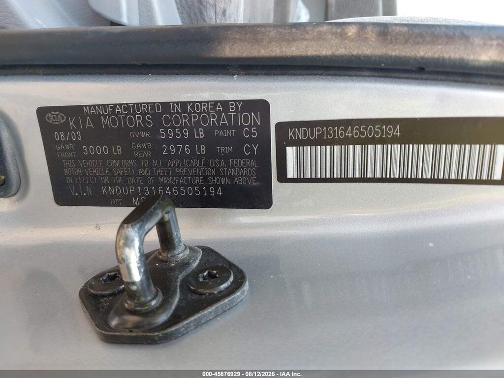 KNDUP131646505194 2004 KIA SEDONA photo no. 9