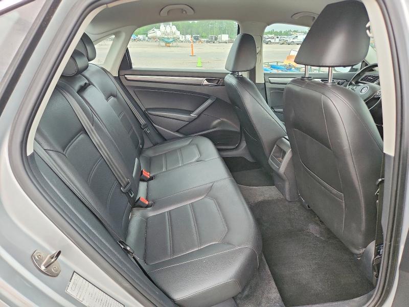 2016 VOLKSWAGEN PASSAT S — Фото 10 из 12