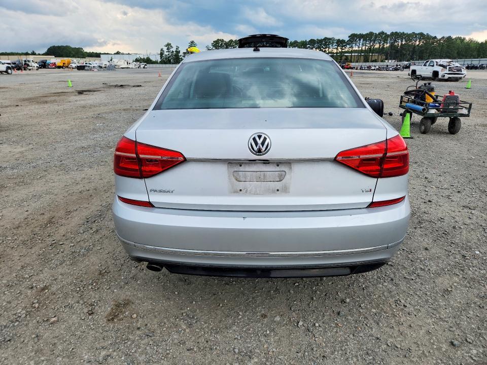 2016 VOLKSWAGEN PASSAT S — Фото 6 из 12