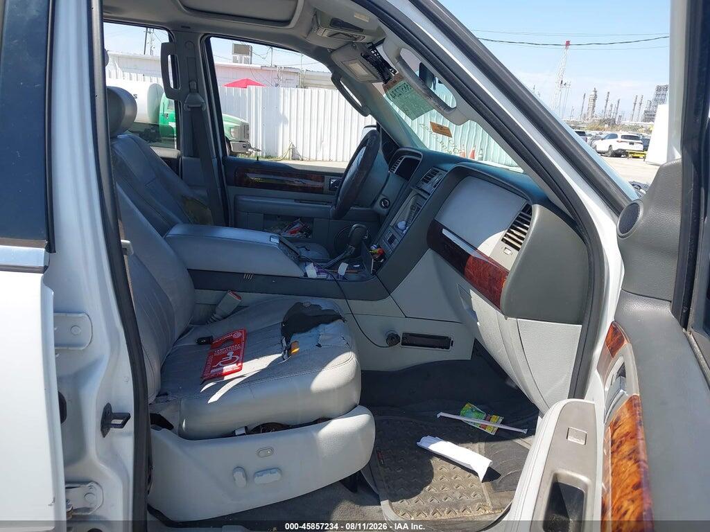 5LMFU27R14LJ33023 2004 LINCOLN NAVIGATOR photo no. 5