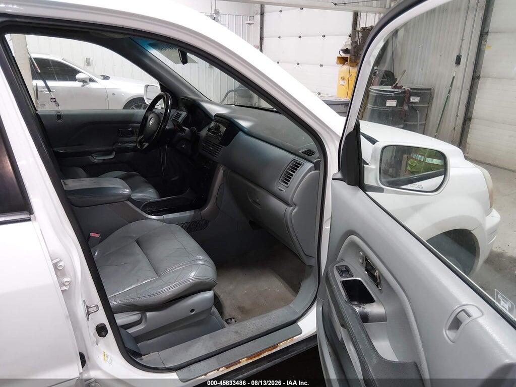 2HKYF18644H580975 2004 HONDA PILOT photo no. 5