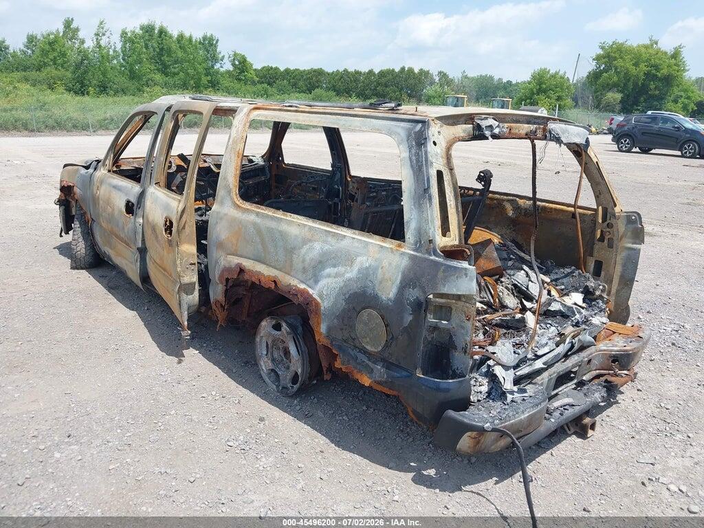 1GNFK16TX4J241275 2004 CHEVROLET SUBURBAN 1500 photo no. 3