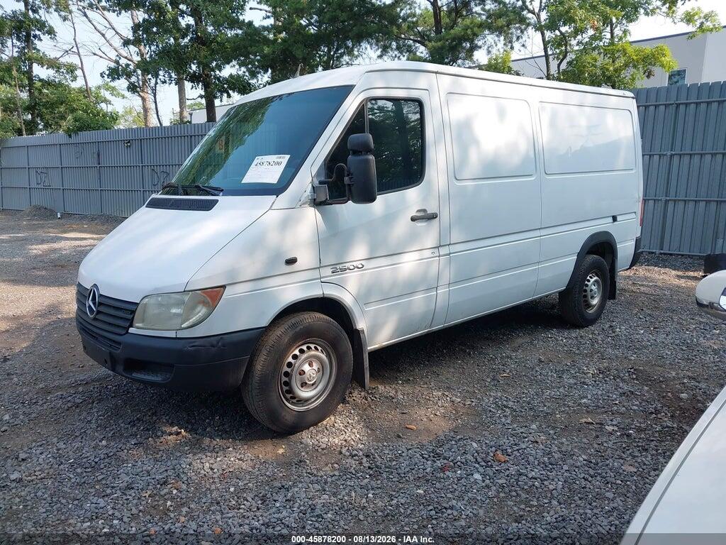 WD2PD644755761121 2005 DODGE SPRINTER photo no. 2