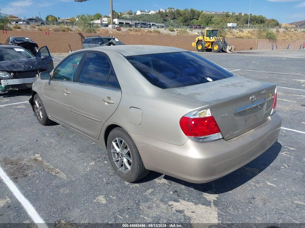 4T1BE32K35U429879 2005 TOYOTA CAMRY photo no. 3