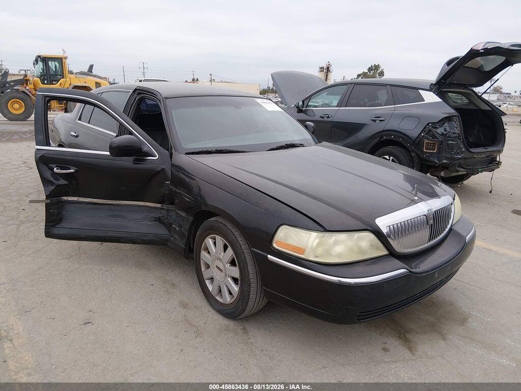 2005 LINCOLN TOWN CAR 1LNHM84W95Y650308