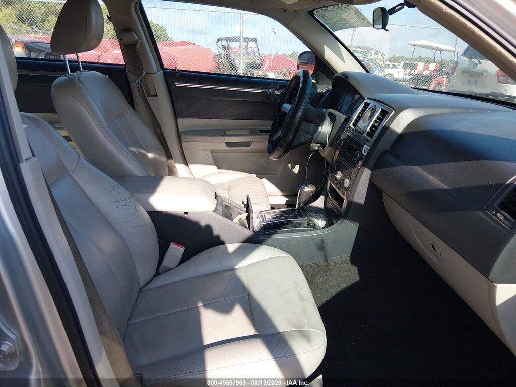 2C3JA53G85H117405 2005 CHRYSLER 300 photo no. 5