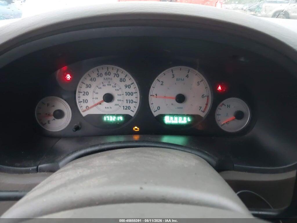 2C4GP44RX5R519189 2005 CHRYSLER TOWN & COUNTRY photo no. 7