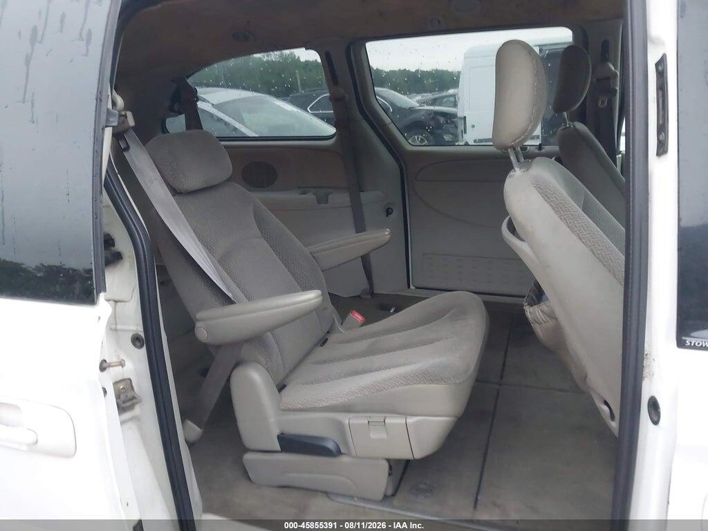 2C4GP44RX5R519189 2005 CHRYSLER TOWN & COUNTRY photo no. 8