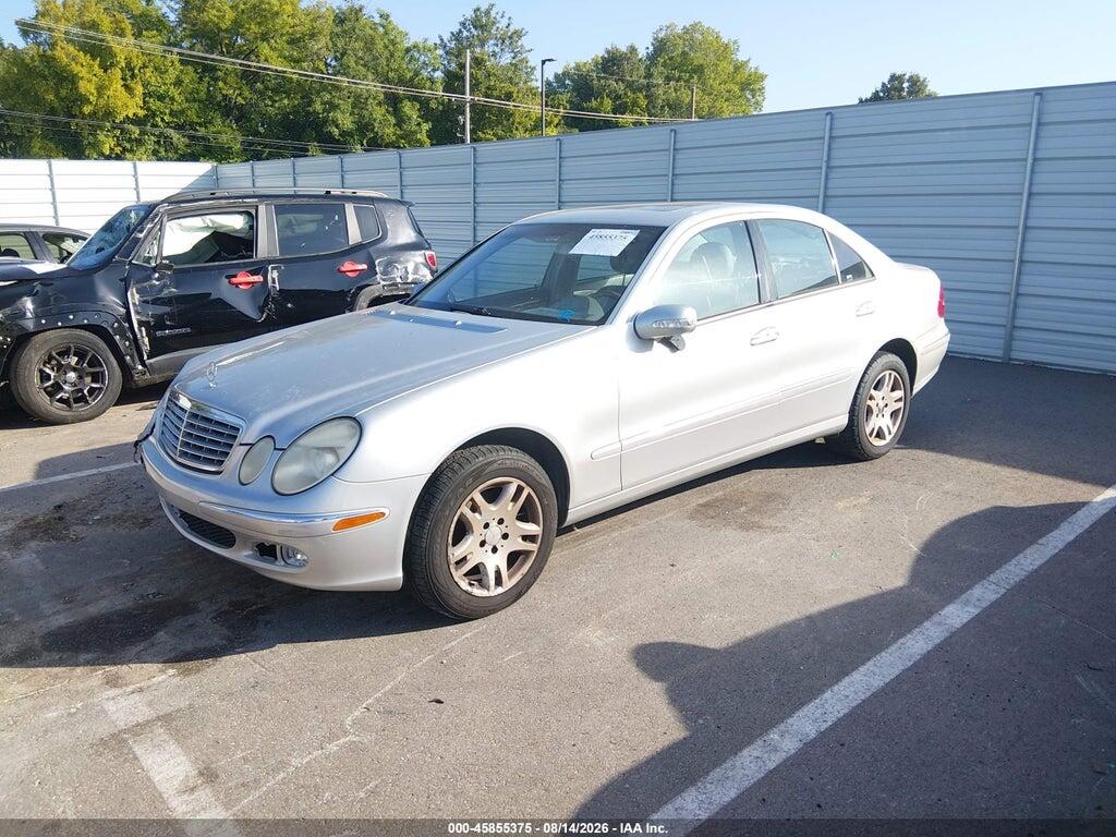 WDBUF65J15A645647 2005 MERCEDES-BENZ E 320 photo no. 2