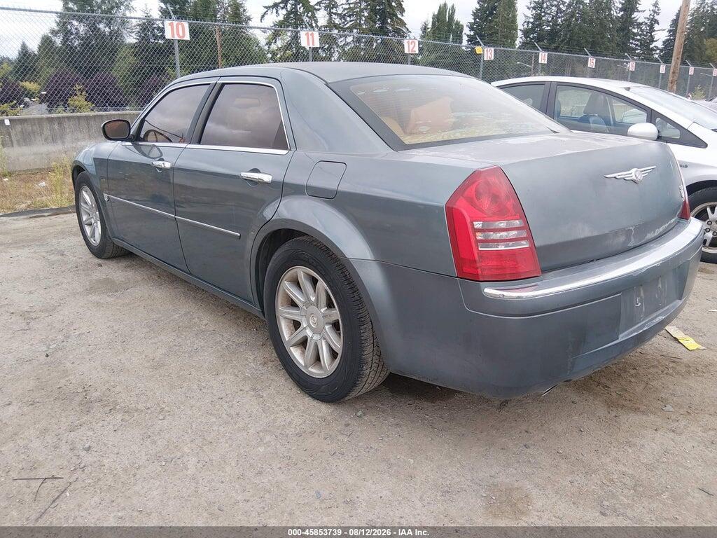 2C3JA63H45H111051 2005 CHRYSLER 300C photo no. 3