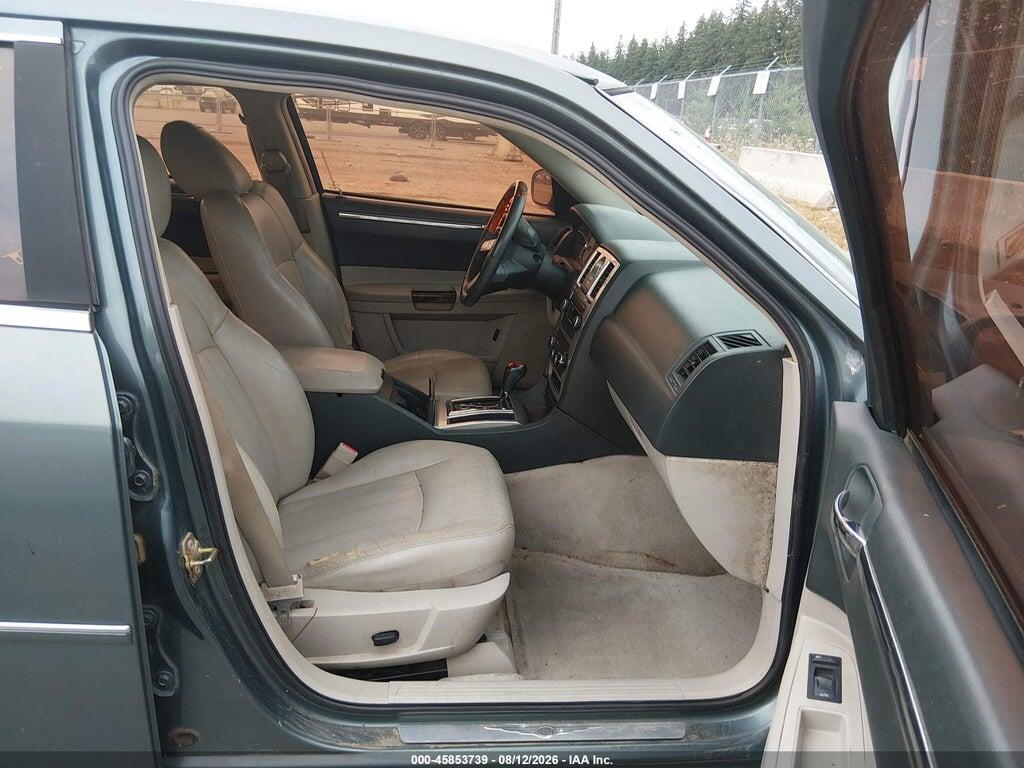 2C3JA63H45H111051 2005 CHRYSLER 300C photo no. 5
