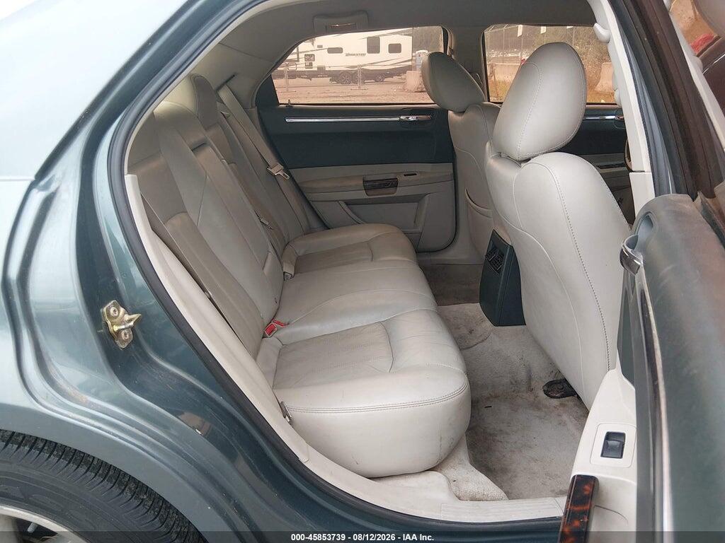 2C3JA63H45H111051 2005 CHRYSLER 300C photo no. 8