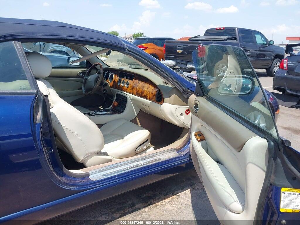 SAJDA42CX52A42981 2005 JAGUAR XK8 photo no. 5