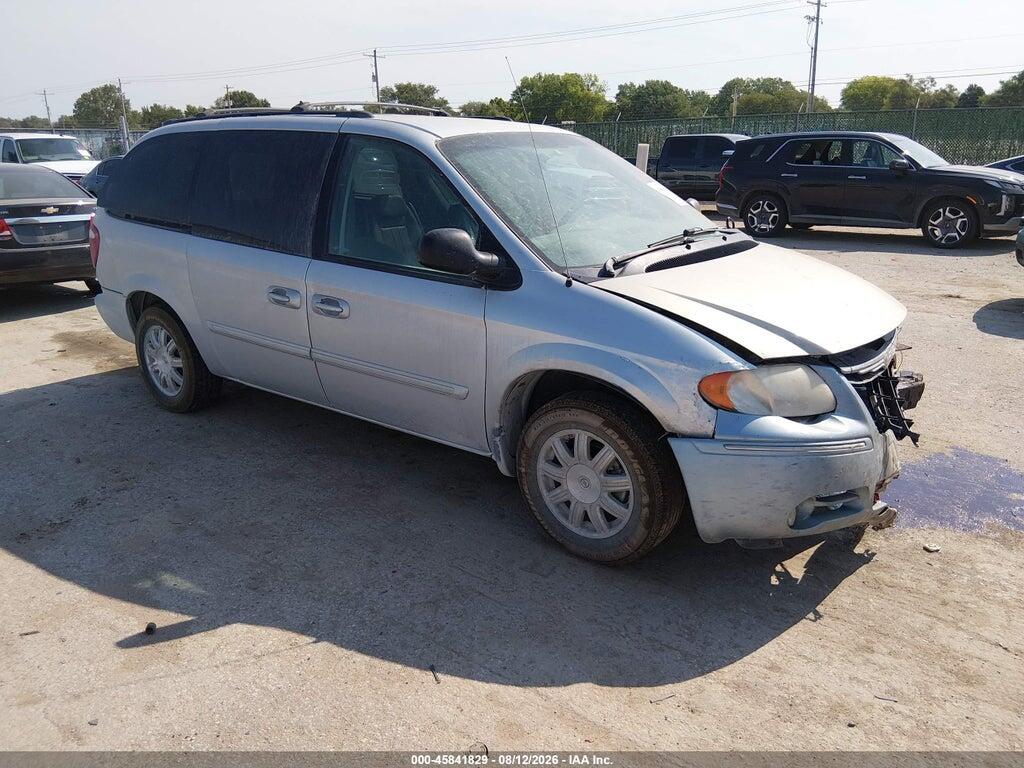 2C4GP54L65R481848 2005 CHRYSLER TOWN & COUNTRY photo no. 1