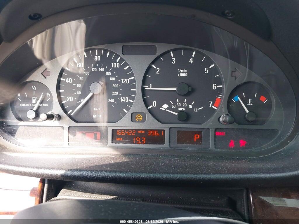 WBAET37445NJ86219 2005 BMW 325I photo no. 7