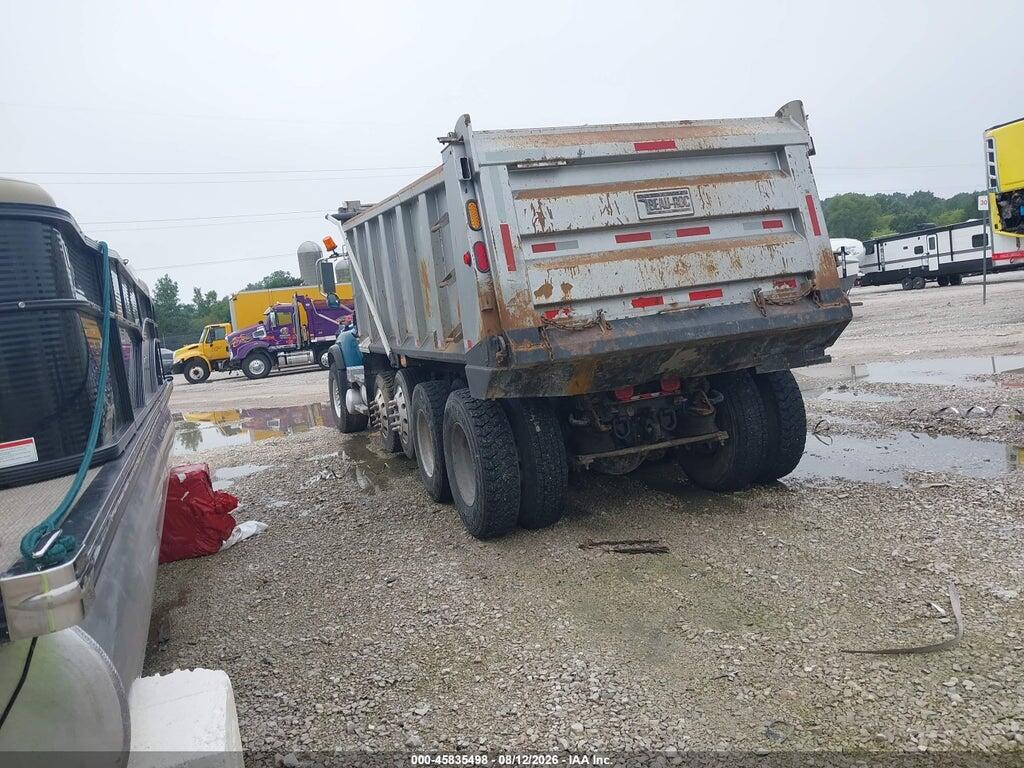 1M2AG10C35M015796 2005 MACK 700 photo no. 3