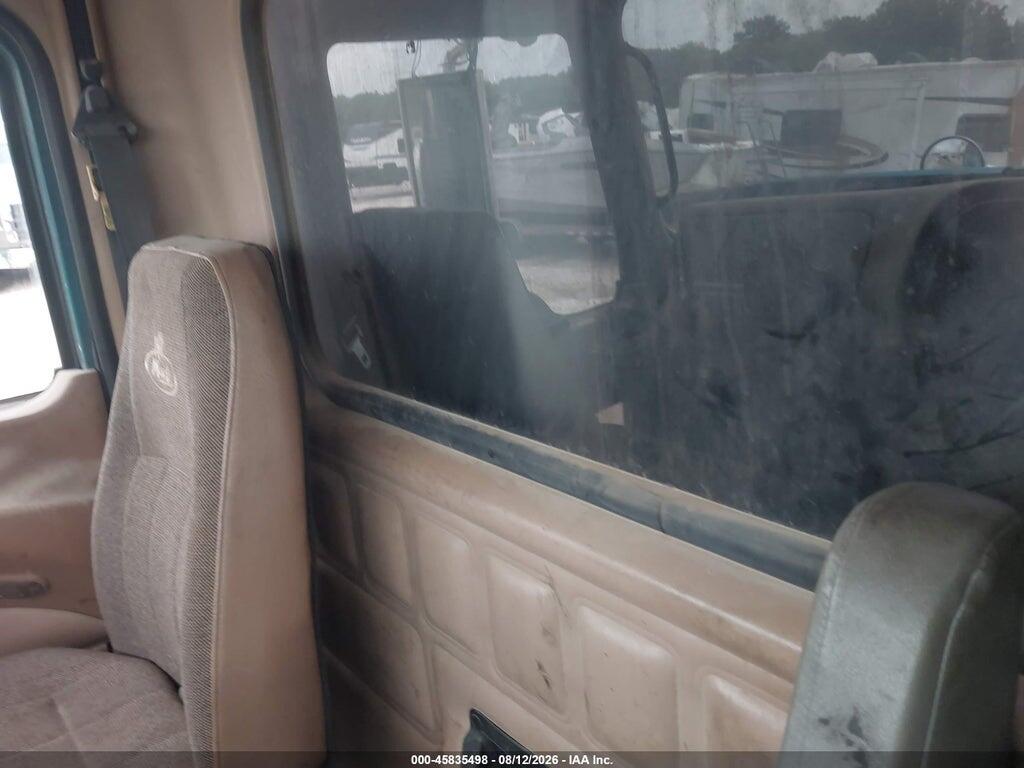 1M2AG10C35M015796 2005 MACK 700 photo no. 7