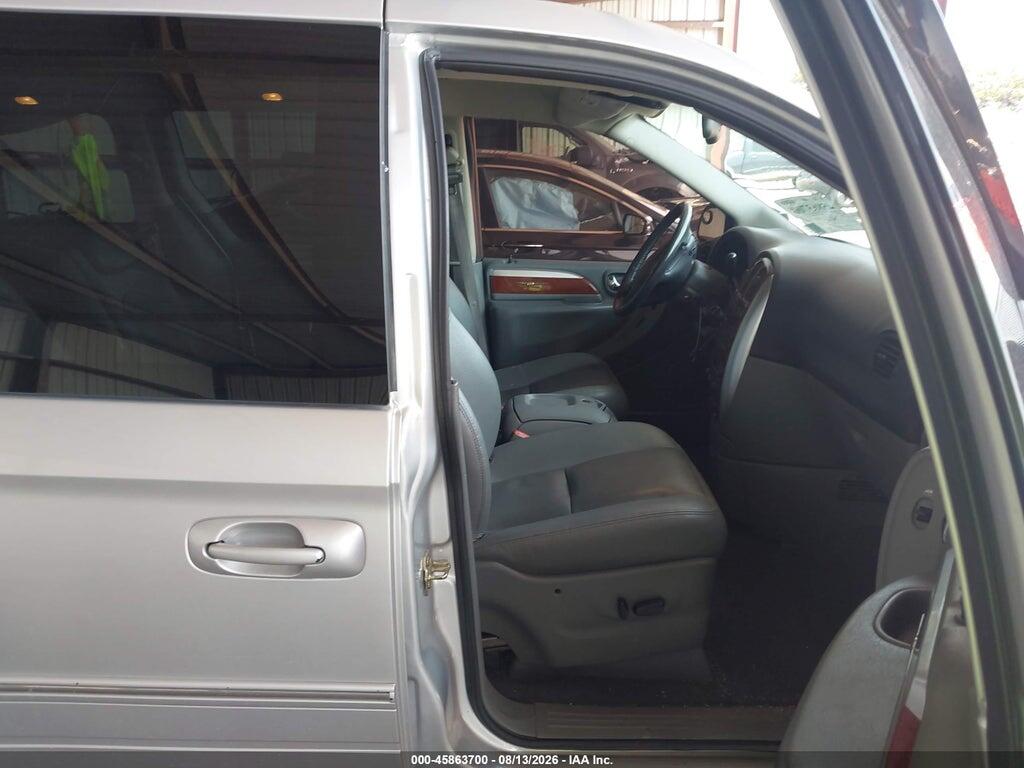 2A8GP64L46R684124 2006 CHRYSLER TOWN & COUNTRY photo no. 5