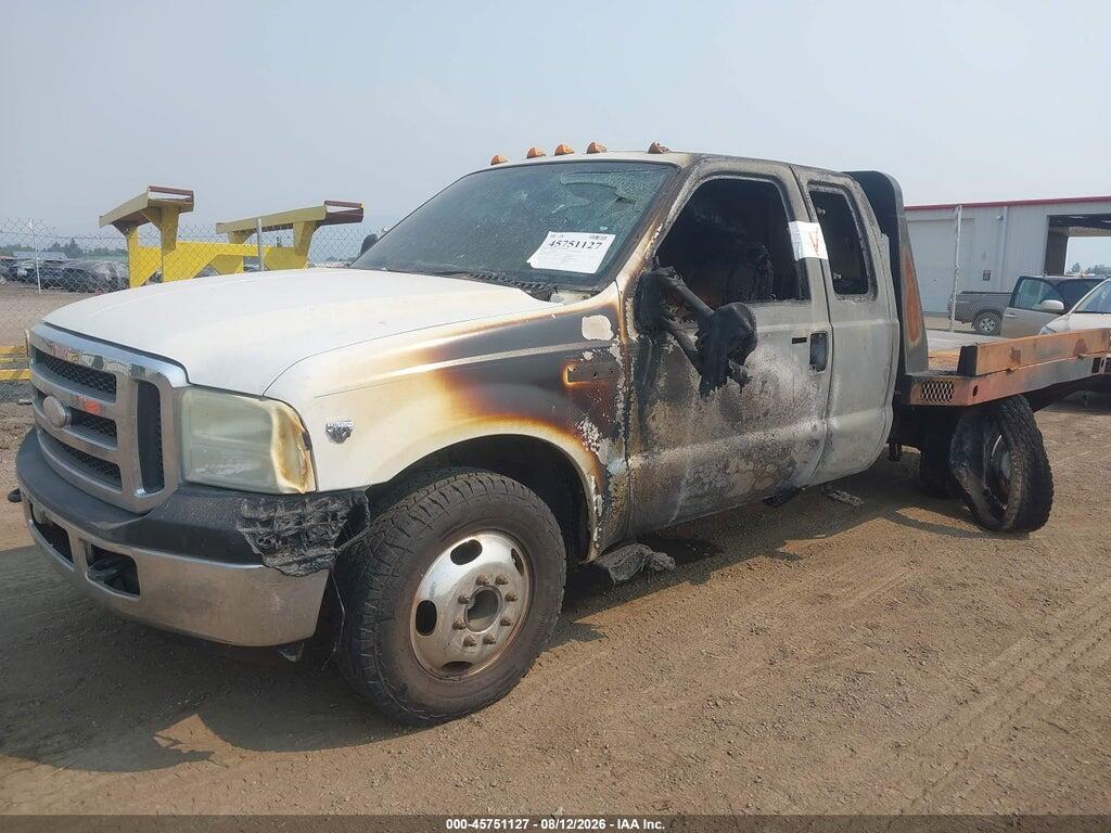 1FDWX36Y96EB89257 2006 FORD F-350 CHASSIS photo no. 2