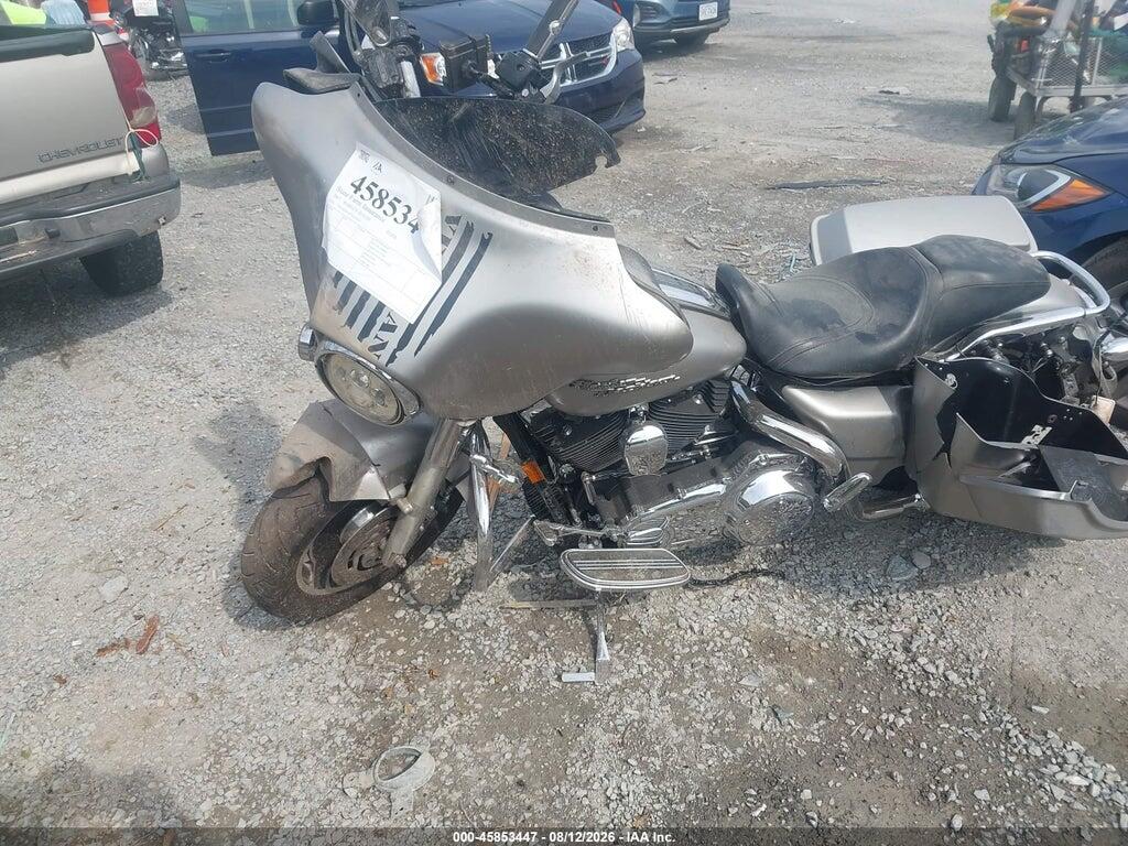 1HD1KB4147Y644835 2007 HARLEY-DAVIDSON FLHX photo no. 2