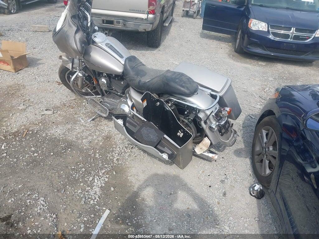 1HD1KB4147Y644835 2007 HARLEY-DAVIDSON FLHX photo no. 3