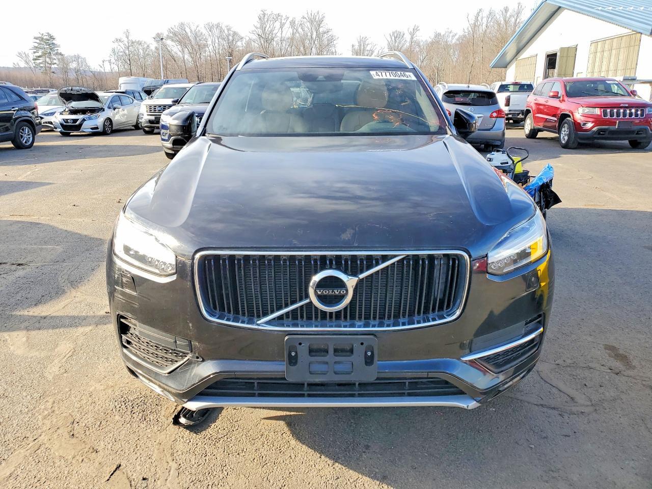 2016 VOLVO XC90 T6 — Фото 5 из 13